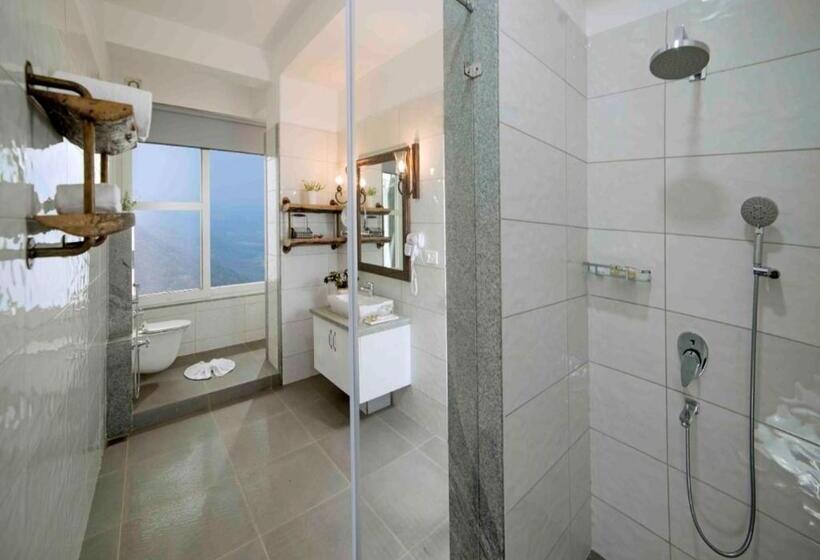 スタンダードルーム, Hills & Hues