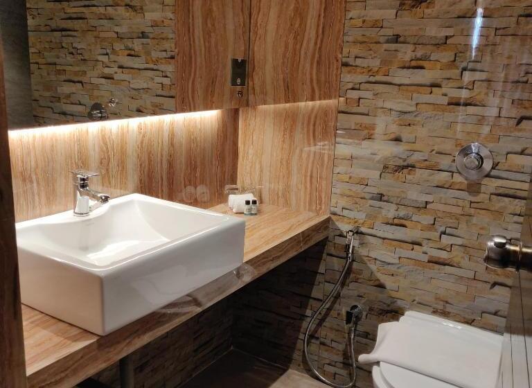 高级大房间, The Byke Signature