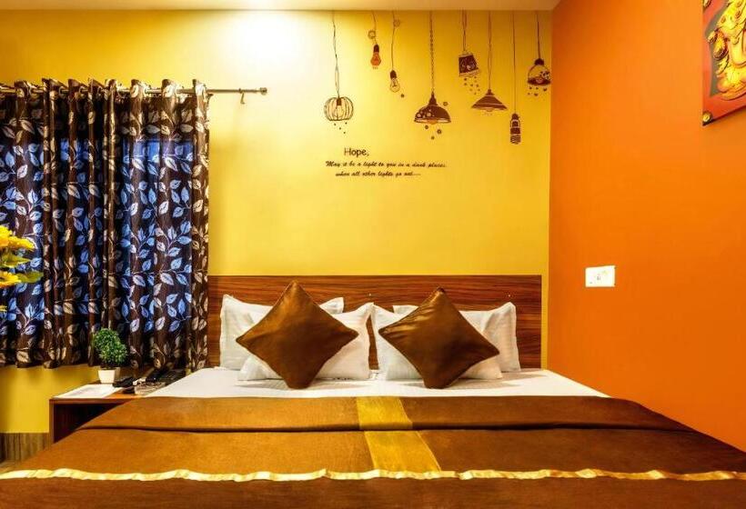 חדר סטנדרט, The Silverline