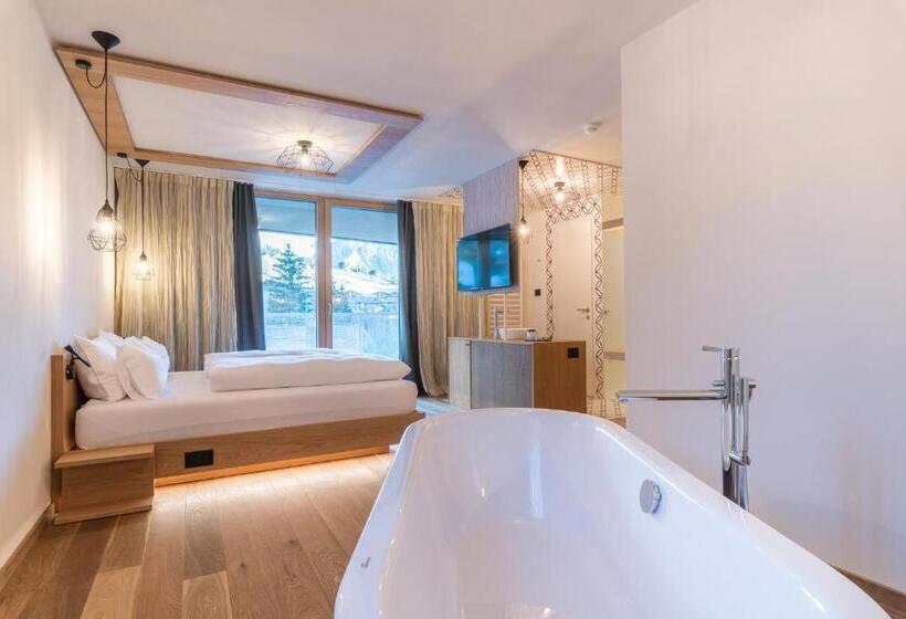 豪华房间, Tofana