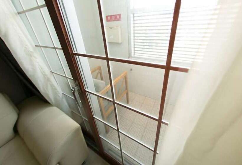 Chambre Standard Vue Ville, Pohang Valentine