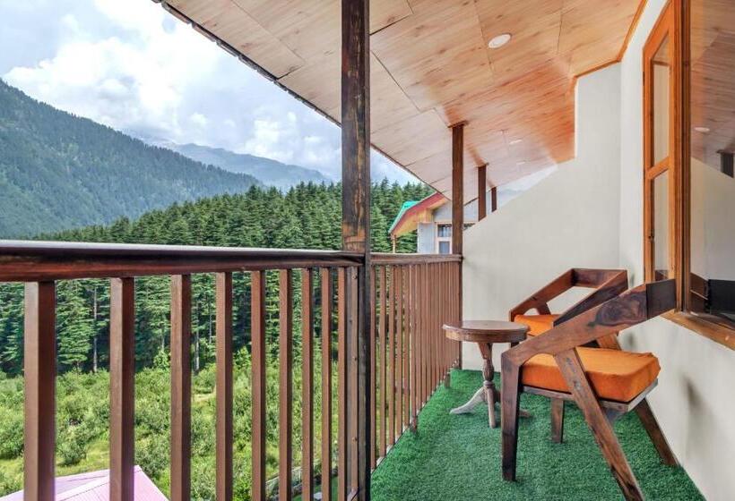 سوییت خانوادگی, Sparsh Resort
