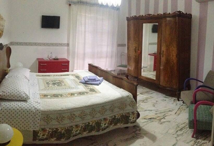 اتاق استاندارد, B&b Falcone