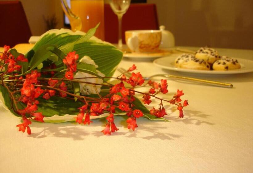 شقة غرفتين نوم مزودة بتراس, La Casa Di Linda