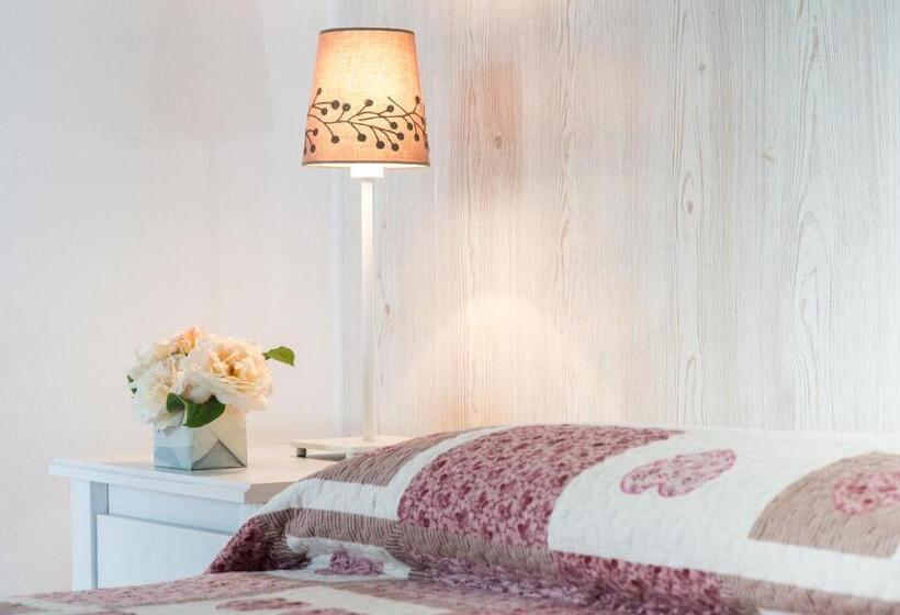 חדר סטנדרט נוף לגינה, La Casa Di Linda