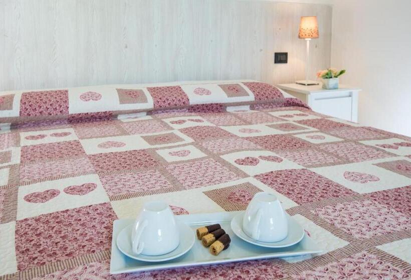 غرفة قياسية مطلّة علي الحديقة, La Casa Di Linda