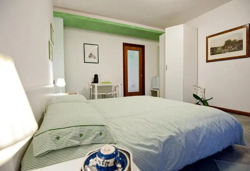 Standard Neljän Hengen Huone Puutarhanäkymä, La Casa Di Linda