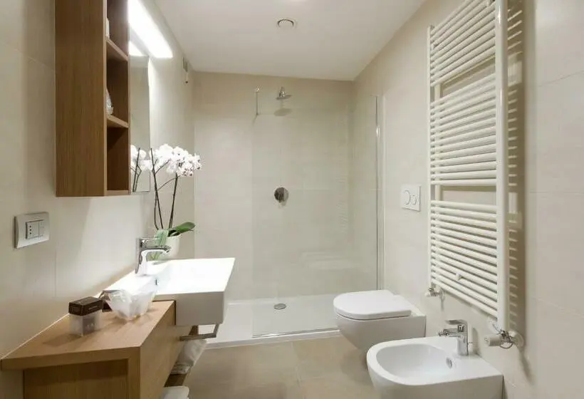 Standard Yhden Hengen Huone, Albergo Al Tarcentino
