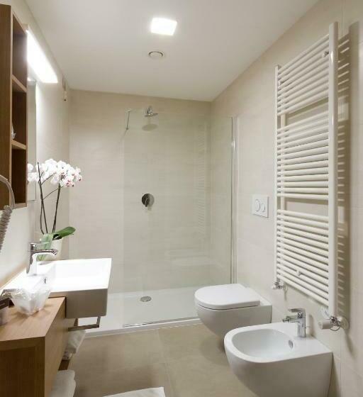 غرفة قياسية فردية, Albergo Al Tarcentino