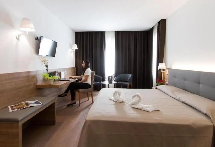 Sviitti, Albergo Al Tarcentino