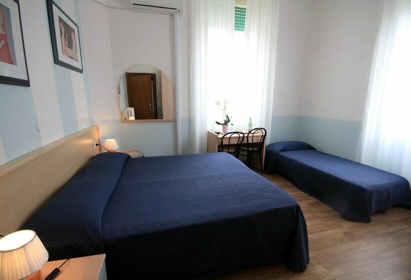 스탠다드 트리플 룸, Albergo Villa Gradita