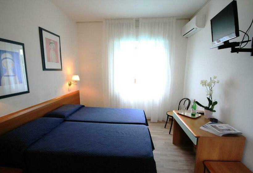 스탠다드 룸, Albergo Villa Gradita