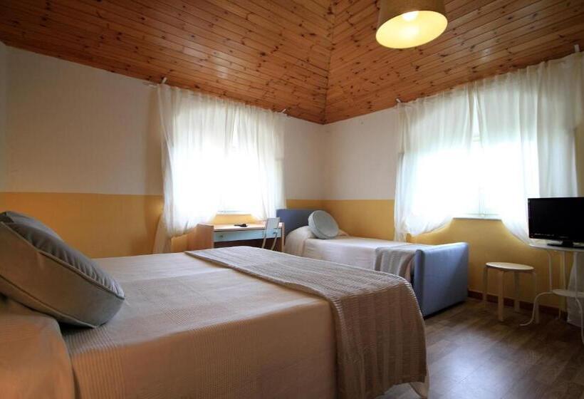 스탠다드 트리플 룸, Albergo Villa Gradita