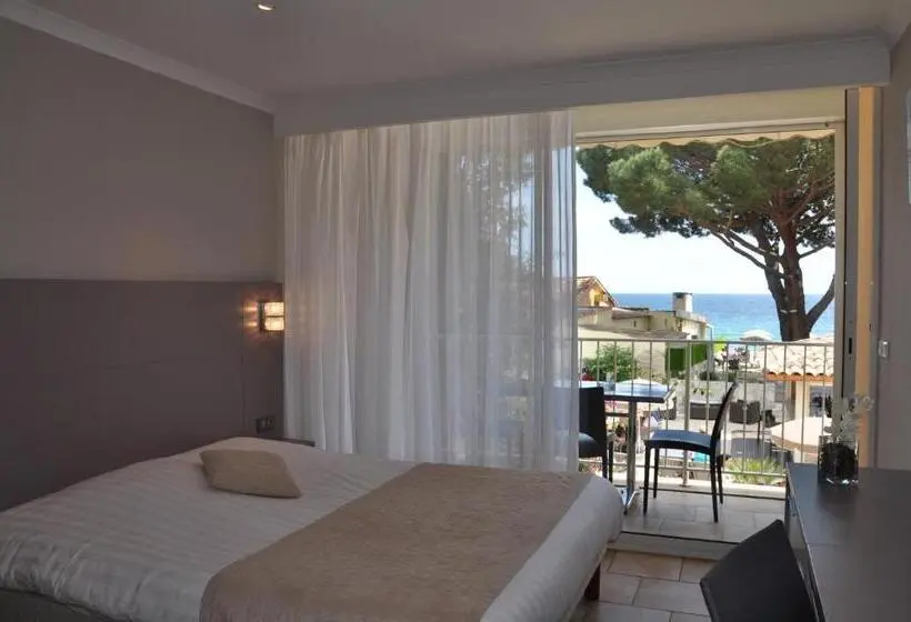 景色の見えるスタンダード４人部屋, De La Plage