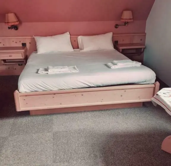 スタンダードトリプルルーム, Et Spa Du Scharrach