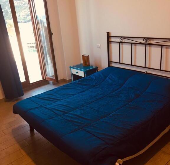 Апартаменты с 1 спальней, смежные, Faraglione