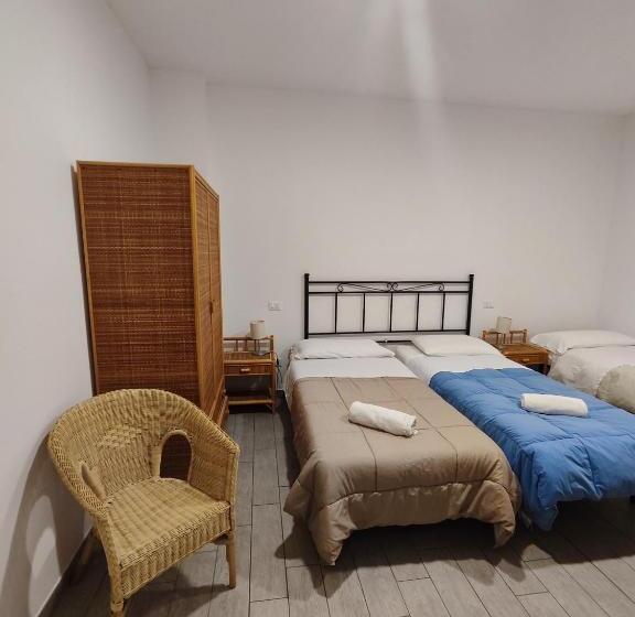 Номер Стандарт, Faraglione