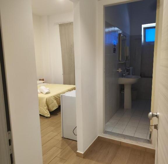 Номер Стандарт, Faraglione