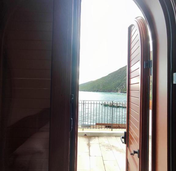 Номер Superior Вид на Море, Faraglione