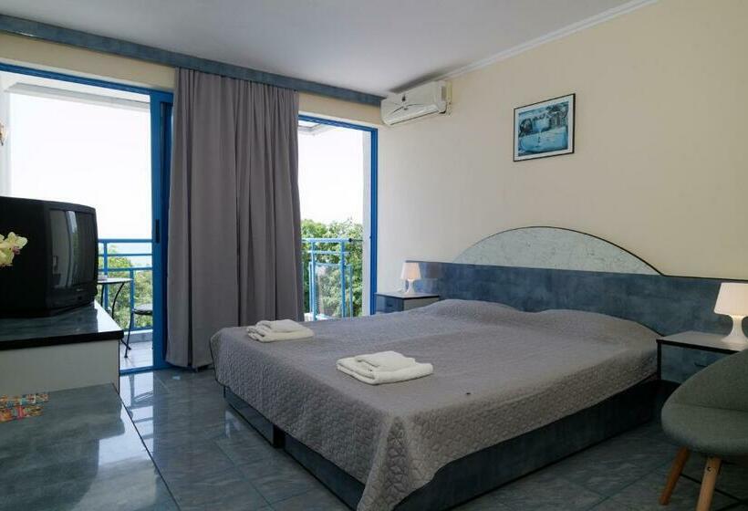 海景标准间带阳台, Iceberg