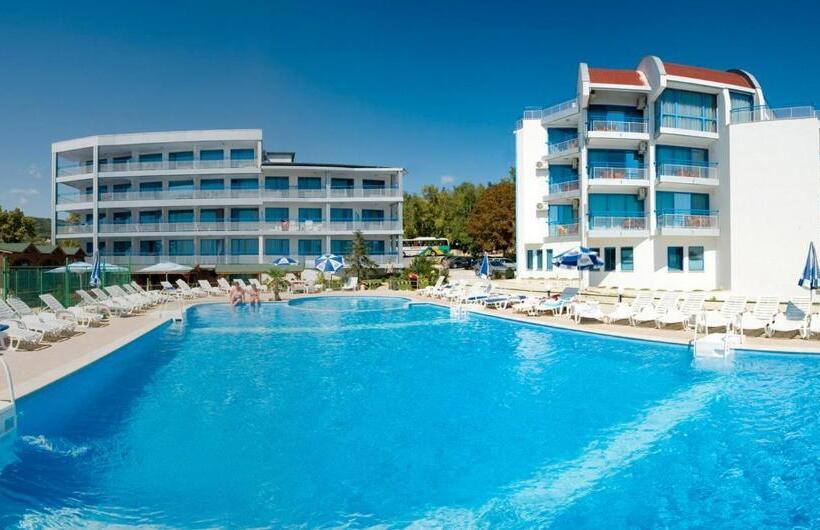 小型套房带海景, Iceberg