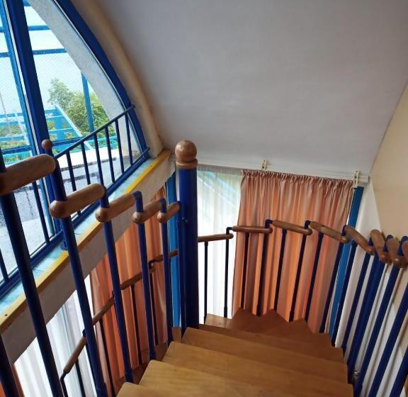 复式房间, Iceberg