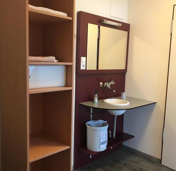 Quarto standart individual, Jugendhaus Michaelsberg