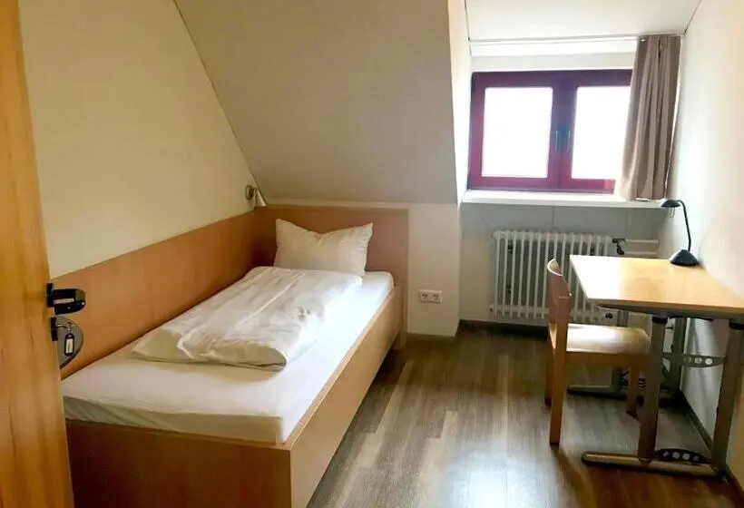 Standard Yhden Hengen Huone, Jugendhaus Michaelsberg