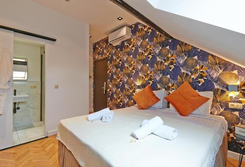 اتاق استاندارد, Les Ecrins