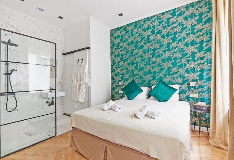 اتاق لوکس, Les Ecrins