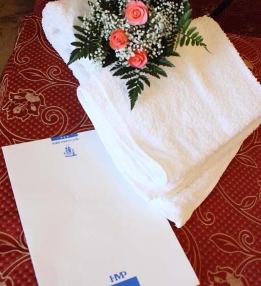 اتاق اساندارد با چشمانداز جانبی به دریا, Marco Polo