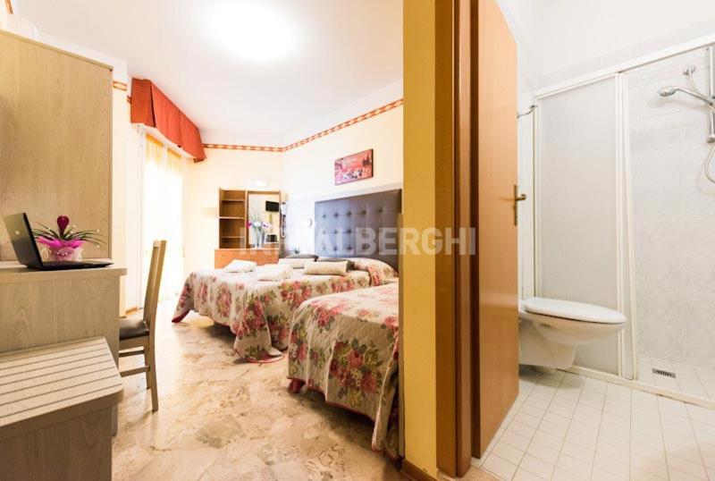 اتاق استاندارد سه نفره با چشمانداز کنار دریا, Marco Polo