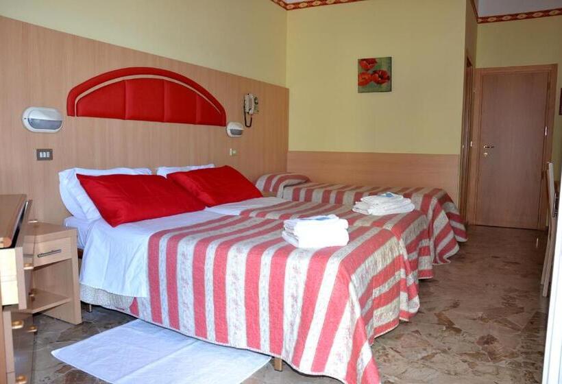 اتاق استاندارد سه نفره با چشمانداز کنار دریا, Marco Polo