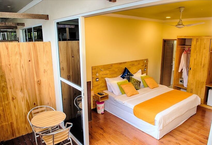 Quarto Deluxe Interior, Narnia Maldives