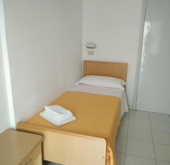 スタンダードシングルルーム, Niagara