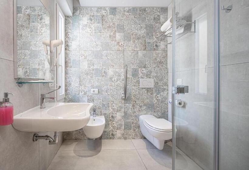 デラックスルーム, Niagara