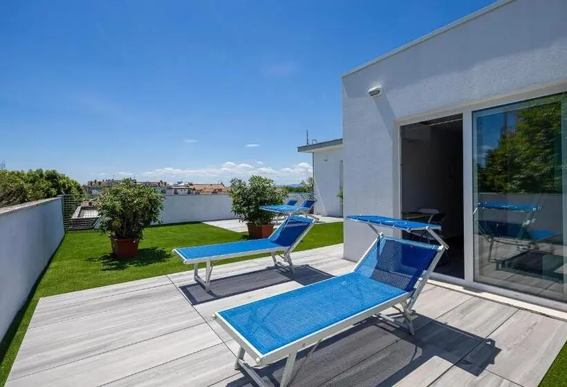 آپارتمان 1 خوابه با تراس, Niagara