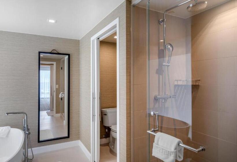 غرفة إدارية سرير كينج, Omni Frisco At The Star