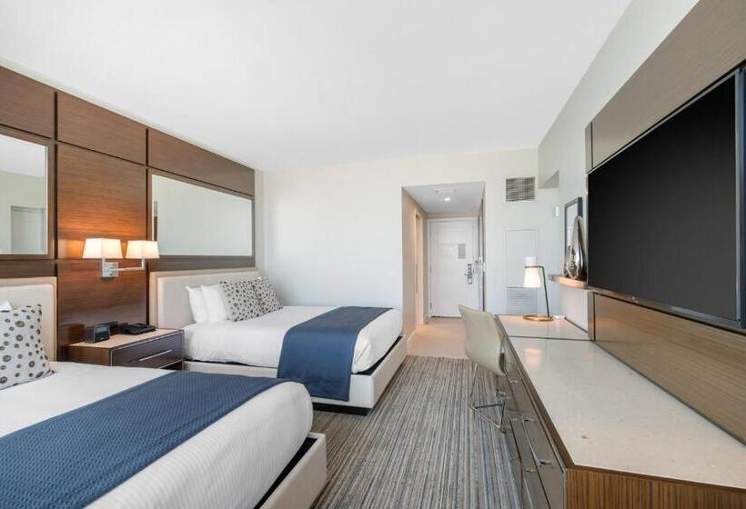 غرفة بريميوم, Omni Frisco At The Star