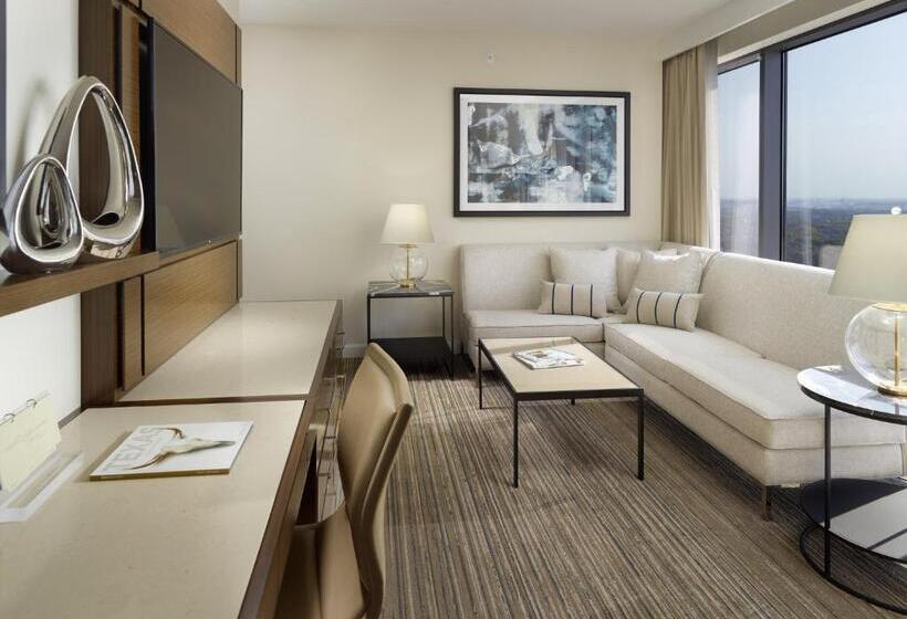 带大床的套房, Omni Frisco At The Star