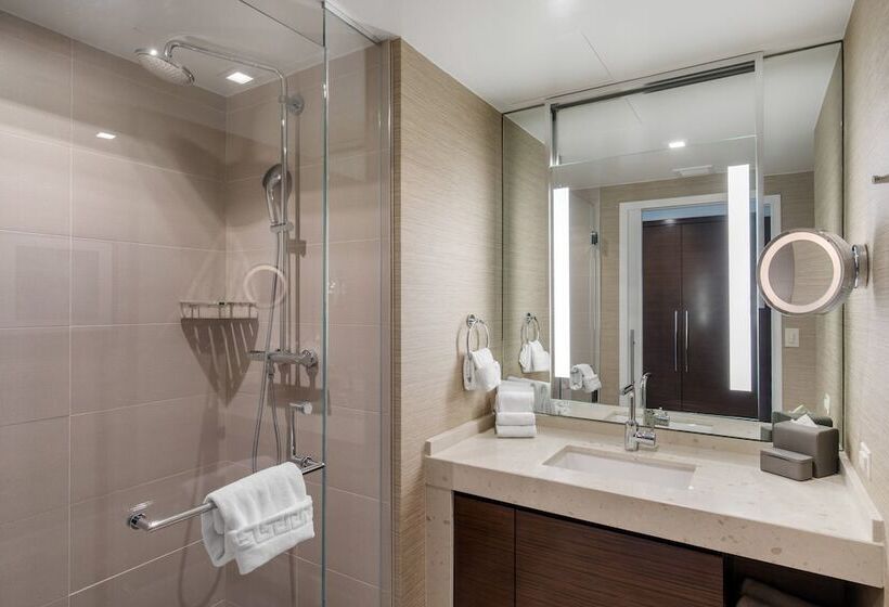 프리미엄 룸, Omni Frisco At The Star