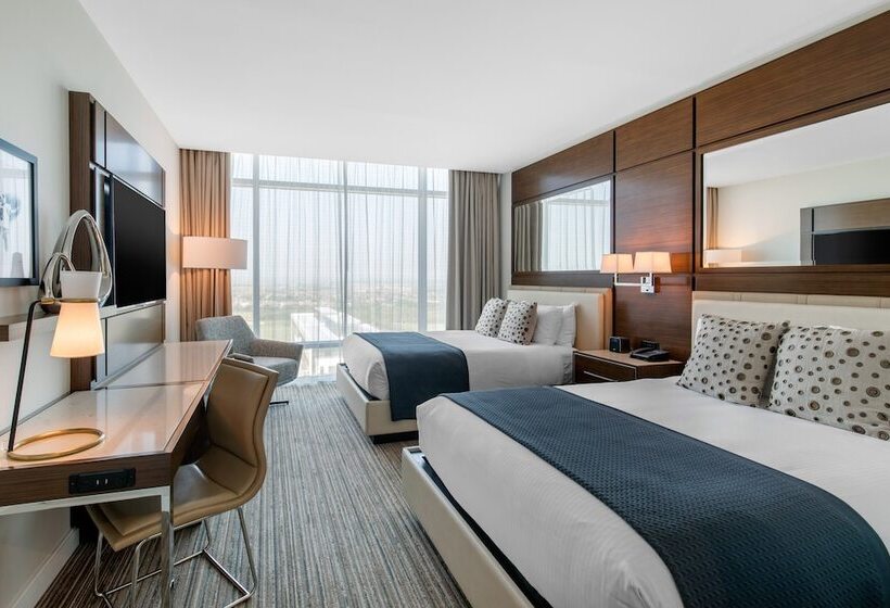 带2个卧室的套房, Omni Frisco At The Star