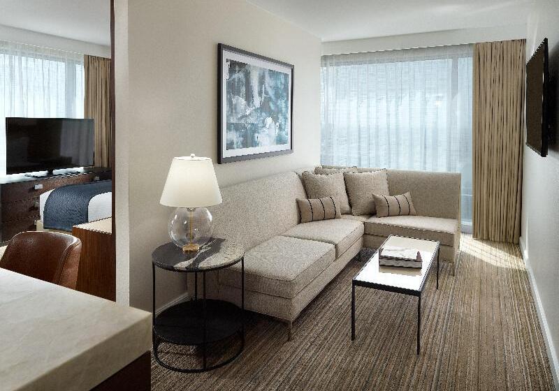 침실 2개 스위트, Omni Frisco At The Star