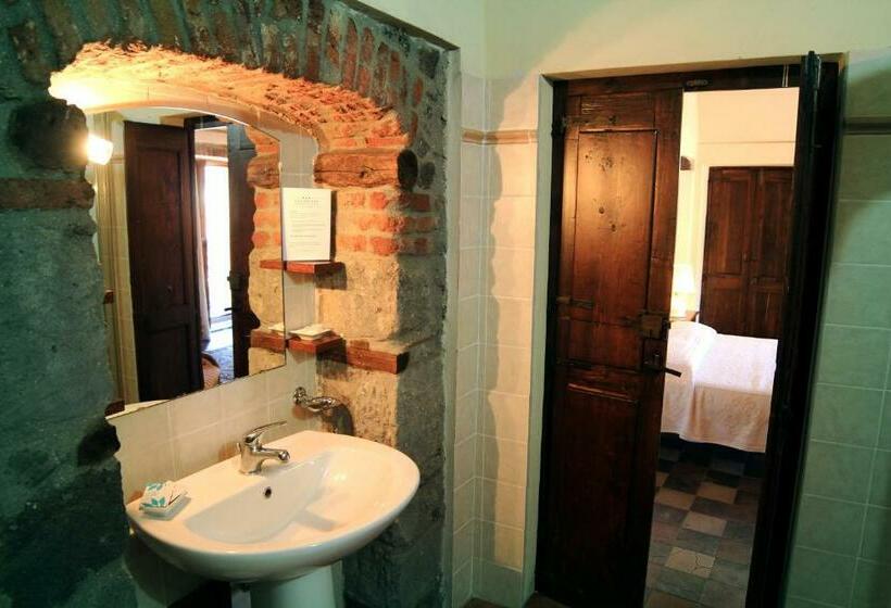 חדר סטנדרט, Sas Benas