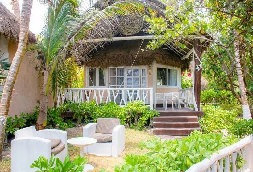 Mastersviitti Merinäkymä, Villa Las Estrellas Tulum Located At The Party Zone