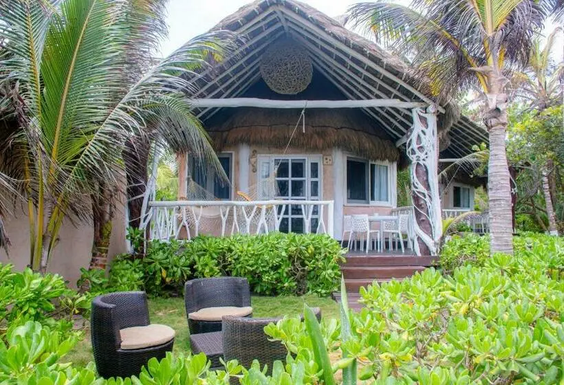 Mastersviitti Merinäkymä, Villa Las Estrellas Tulum Located At The Party Zone