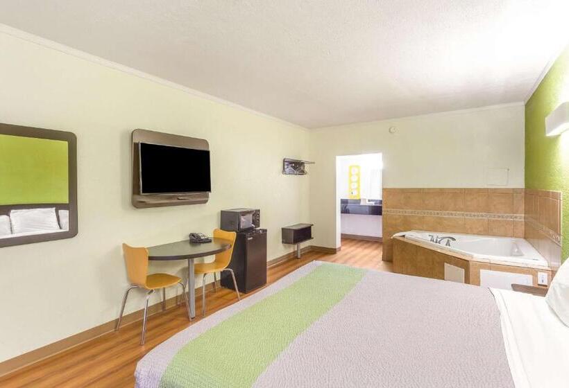 스탠다드 룸 킹사이즈 침대, Motel 6huntington, Wv