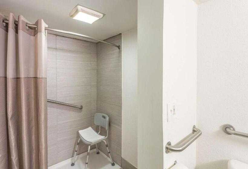 חדר סטנדרט מותאם לאדם עם מוגבלויות, Motel 6huntington, Wv