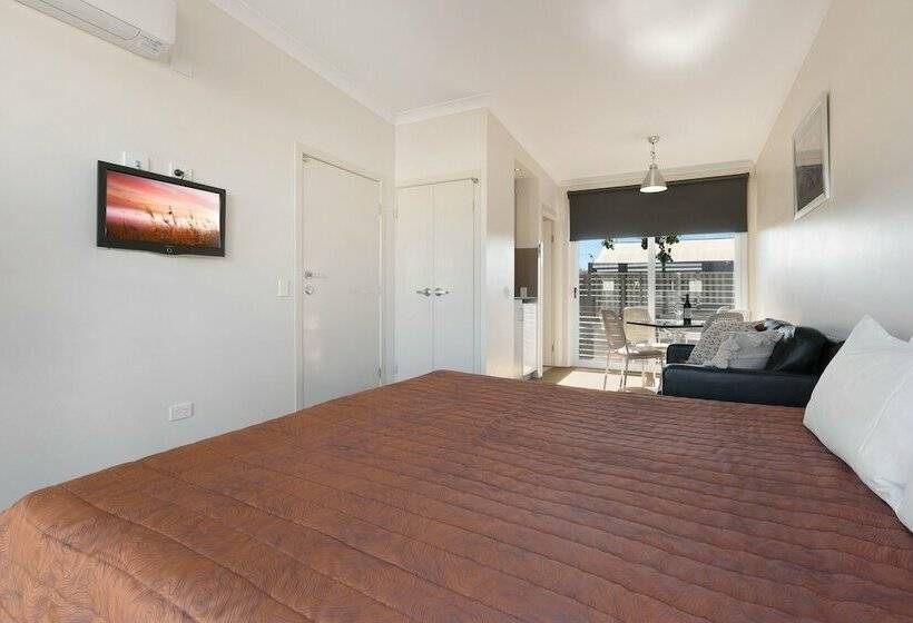 Номер Executive, Smart Stayzzz Inns