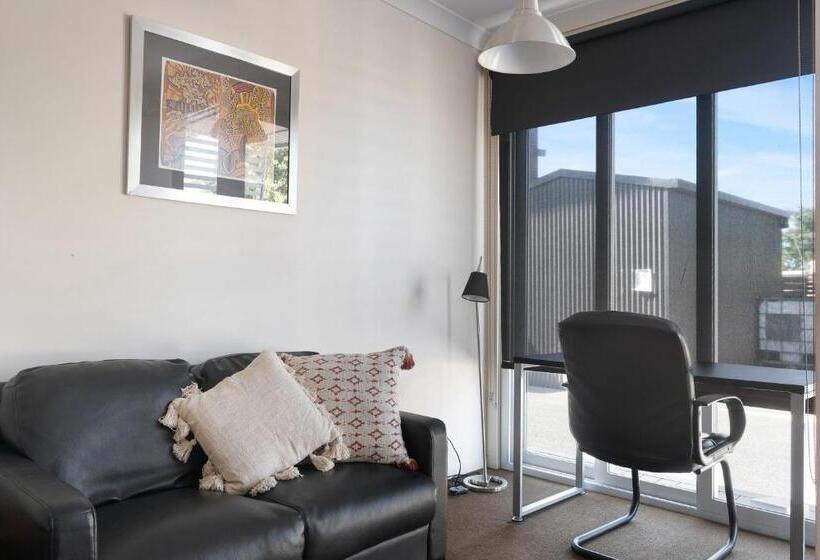 Номер Executive, Smart Stayzzz Inns